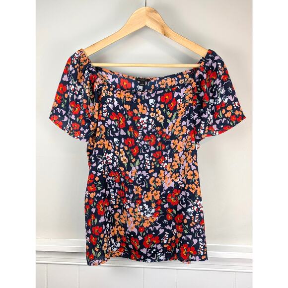 Ann Taylor Off Shoulder Flutter Short Sleeve Top in Navy Red Floral Print, Small - Picture 1 of 9